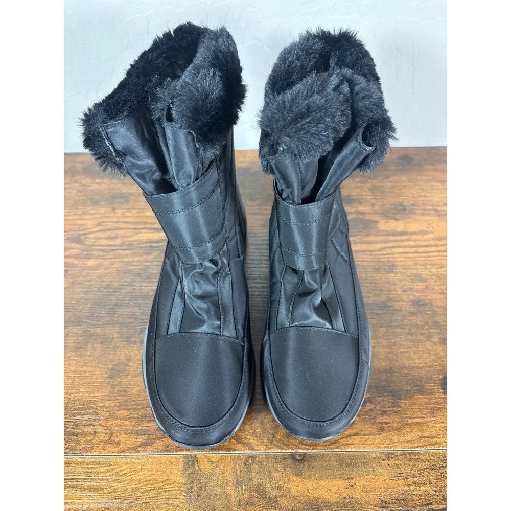 Easy Spirit SEEMINEE2 Black Faux Fur Trim Winter Snow Boots Womens‎ 8.5W Wide